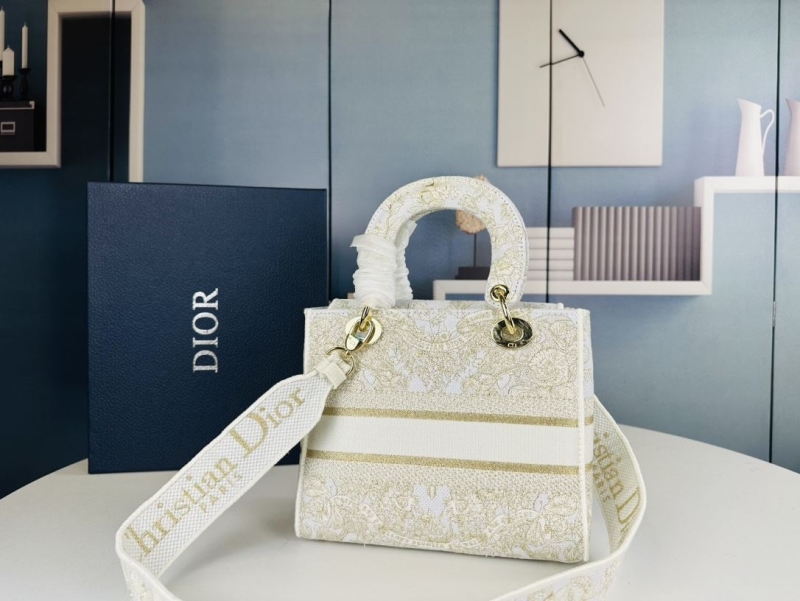 Dior Shopping Bags